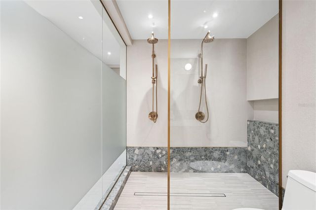 1 ALMENDARES, San Juan, PR 00907