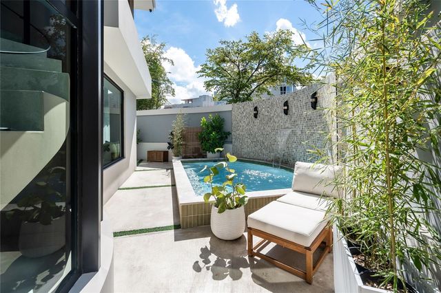 1 ALMENDARES, San Juan, PR 00907