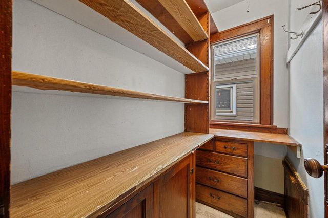 3141 S 15th STREET, Milwaukee, WI 53215