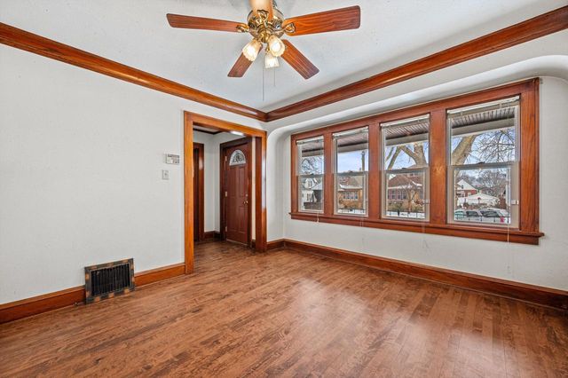 3141 S 15th STREET, Milwaukee, WI 53215