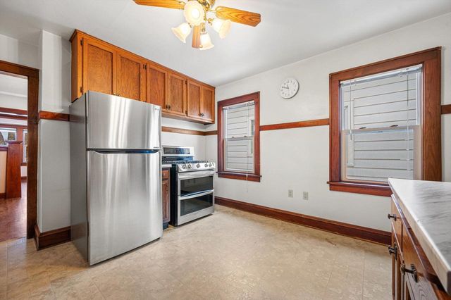 3141 S 15th STREET, Milwaukee, WI 53215