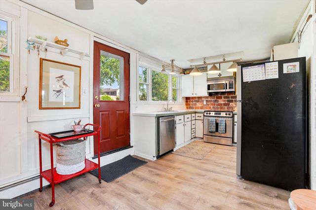 7015 RIVERVIEW AVE, Bristol, PA 19007