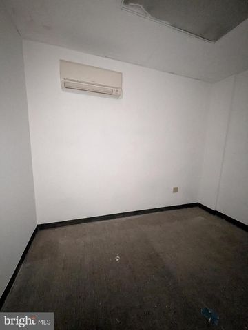 709 E ALLEGHENY AVE, Philadelphia, PA 19134