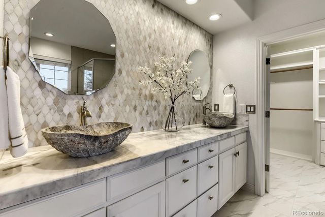 9368 S Silent Hills Drive, Lone Tree, CO 80124