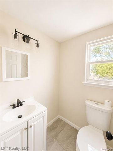 1241 Selma Street, Westland, MI 48186