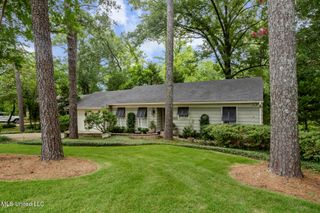 132 Glenway Drive, Jackson, MS 39216