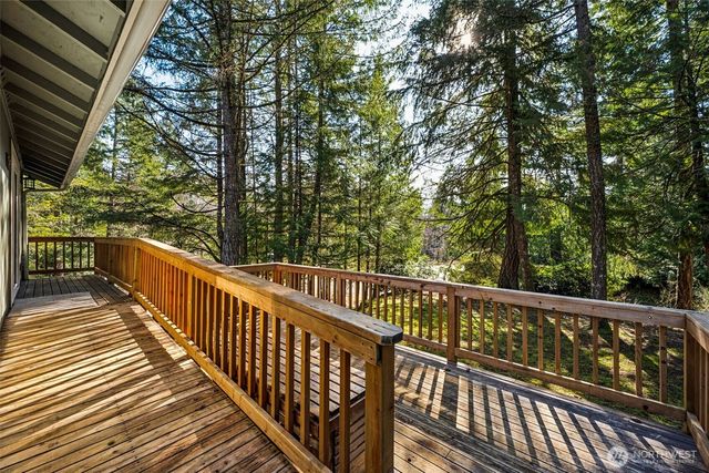 2621 E Saint Andrews Drive N, Shelton, WA 98584