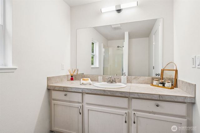 2621 E Saint Andrews Drive N, Shelton, WA 98584