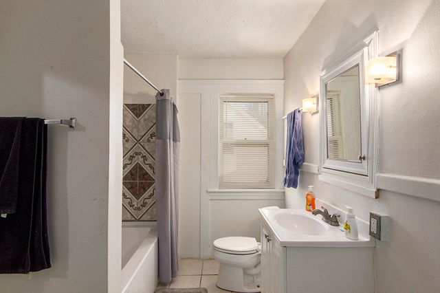 715 2nd Street, Jackson City, MI 49203