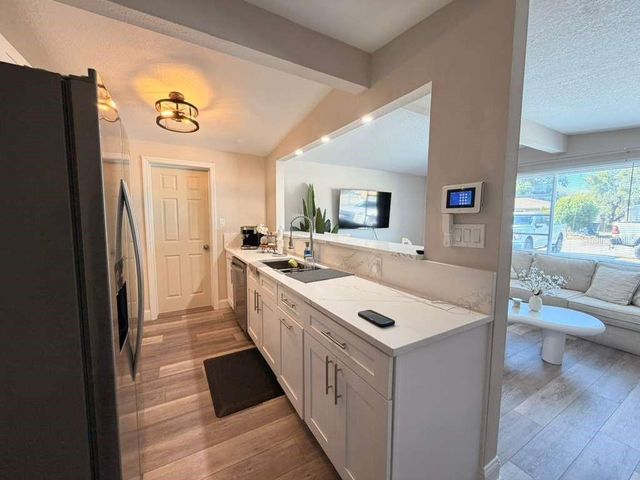 4304 W ARCH STREET, Tampa, FL 33607