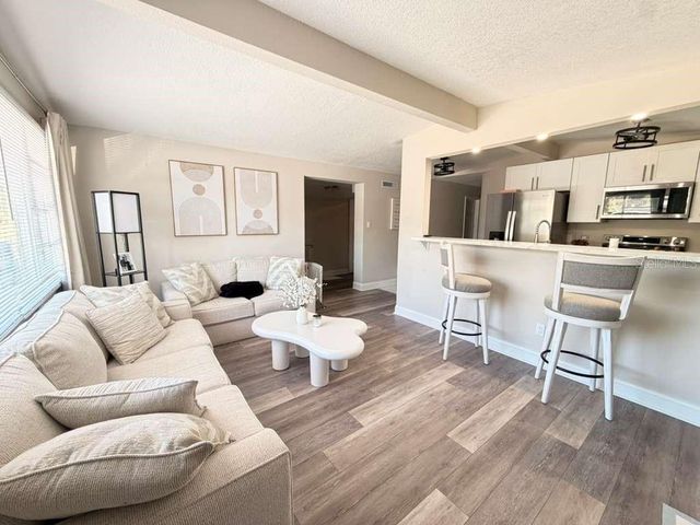 4304 W ARCH STREET, Tampa, FL 33607