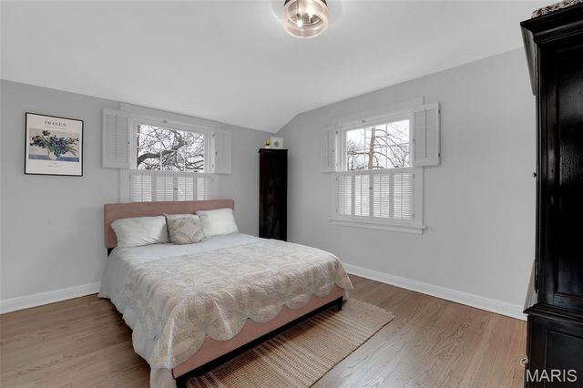 2124 Bredell Avenue, Maplewood, MO 63143