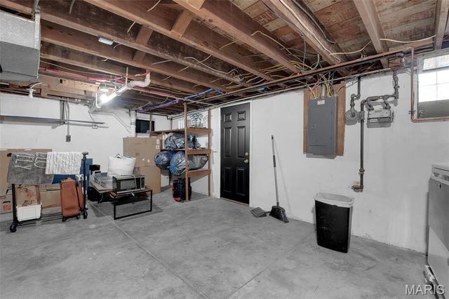 2124 Bredell Avenue, Maplewood, MO 63143