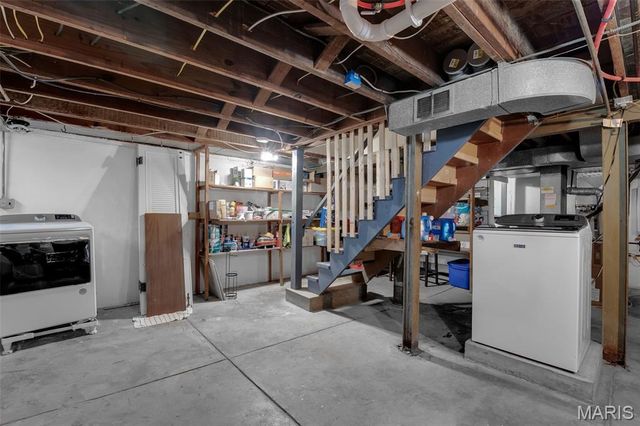 2124 Bredell Avenue, Maplewood, MO 63143