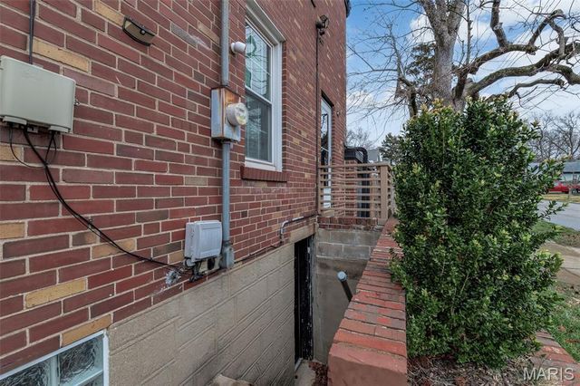 2124 Bredell Avenue, Maplewood, MO 63143