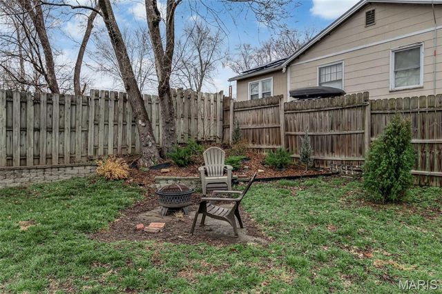 2124 Bredell Avenue, Maplewood, MO 63143