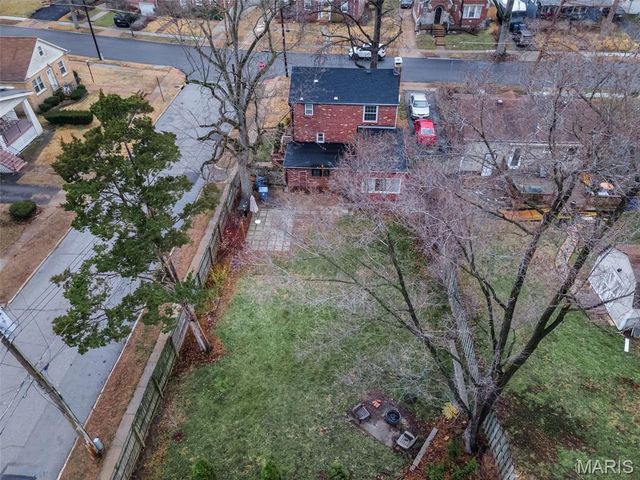 2124 Bredell Avenue, Maplewood, MO 63143