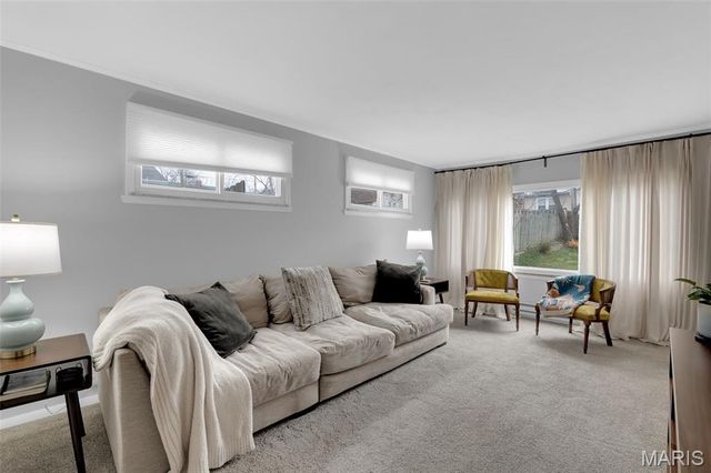 2124 Bredell Avenue, Maplewood, MO 63143