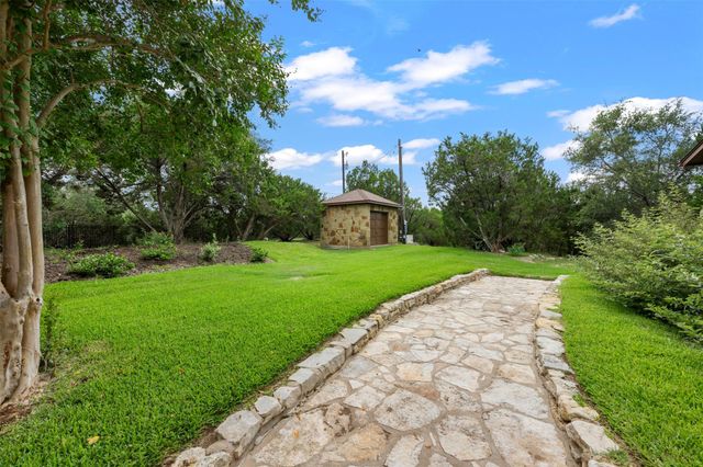 20608 Thurman Bend RD, Spicewood, TX 78669