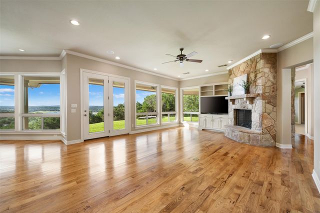 20608 Thurman Bend RD, Spicewood, TX 78669