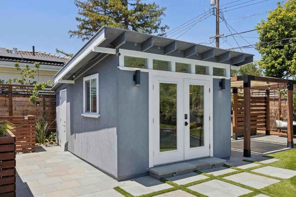 Image 23 of property listing at 18297 Clemson Avenue, Saratoga, CA 95070