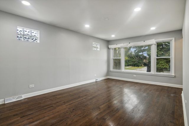 15123 Wabash Avenue, South Holland, IL 60473