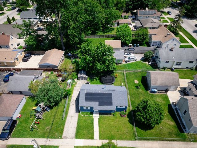 361 Trask Street, Aurora, IL 60505