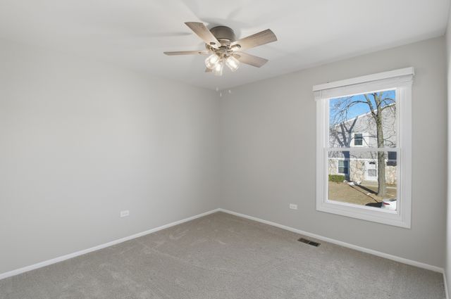 205 Nantucket Harbor 205, Schaumburg, IL 60193