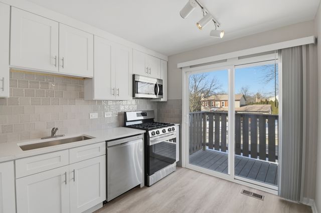 205 Nantucket Harbor 205, Schaumburg, IL 60193