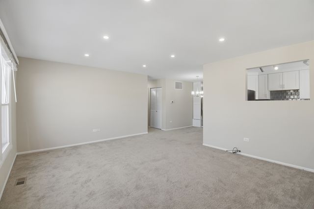 205 Nantucket Harbor 205, Schaumburg, IL 60193