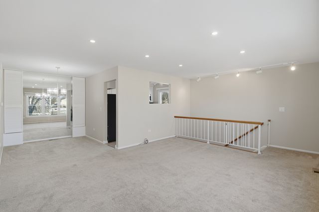 205 Nantucket Harbor 205, Schaumburg, IL 60193