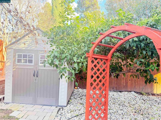 2504 Brocket Court, Antioch, CA 94531