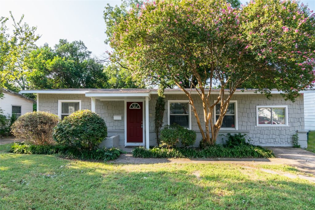 2124 Fenwick Drive, Dallas, TX 75228