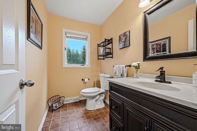 4554 SIMON RD, Wilmington, DE 19803