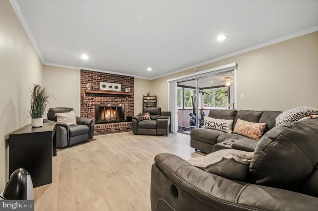 4554 SIMON RD, Wilmington, DE 19803