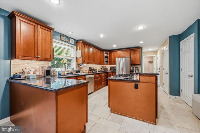 4554 SIMON RD, Wilmington, DE 19803