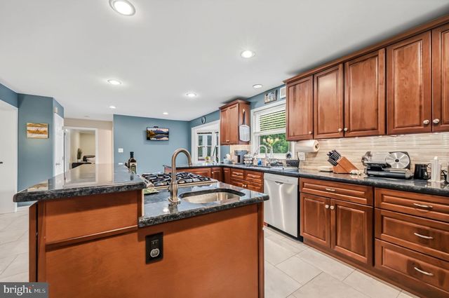 4554 SIMON RD, Wilmington, DE 19803