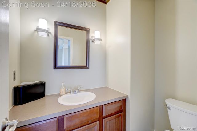 8599 Hummingbird, Commerce Charter Township, MI 48382