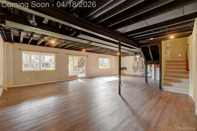 8599 Hummingbird, Commerce Charter Township, MI 48382
