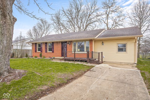 4845 Timbercrest Drive, Columbus, IN 47203
