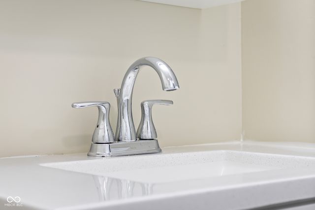 4845 Timbercrest Drive, Columbus, IN 47203