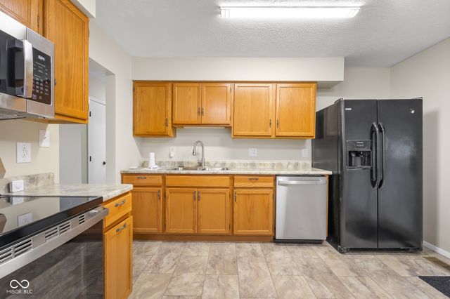 4845 Timbercrest Drive, Columbus, IN 47203