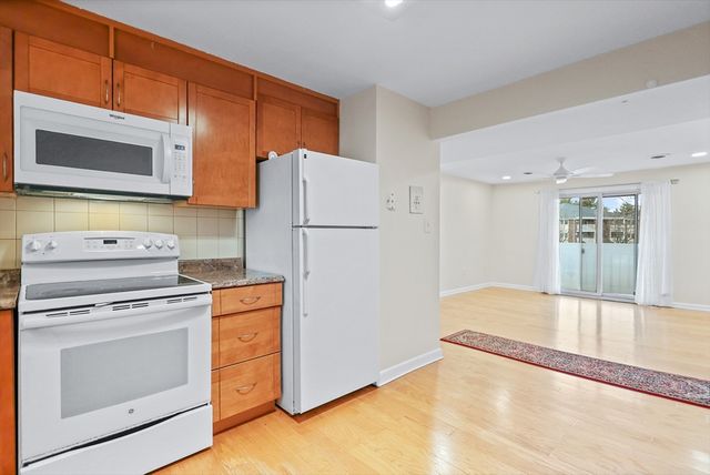 2 Constitution Street C, Methuen, MA 01844