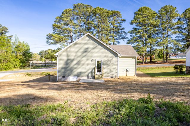 179 W Hamer Street, Coats, NC 27521