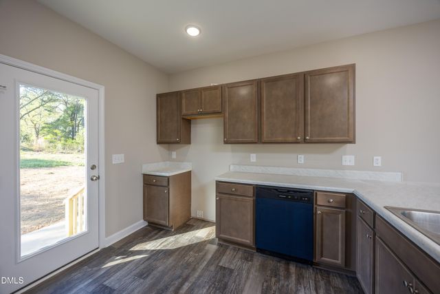 179 W Hamer Street, Coats, NC 27521