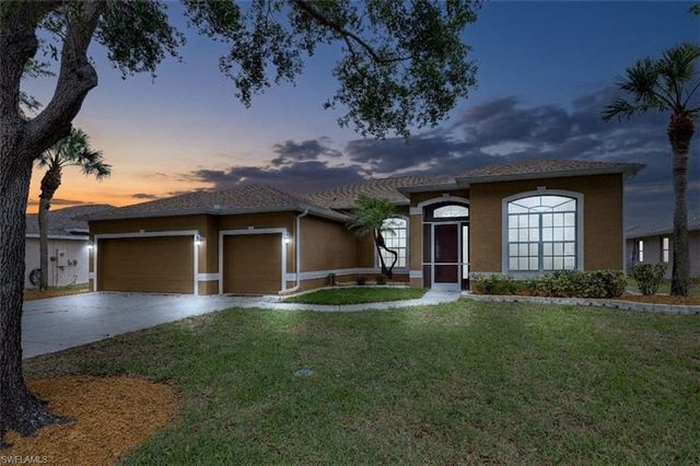 17451 Stepping Stone DR, Fort Myers, FL 33967