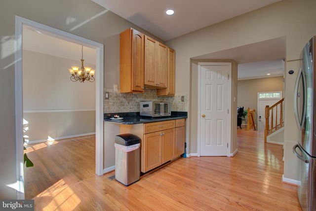 20352 BRIARCLIFF TER, Sterling, VA 20165