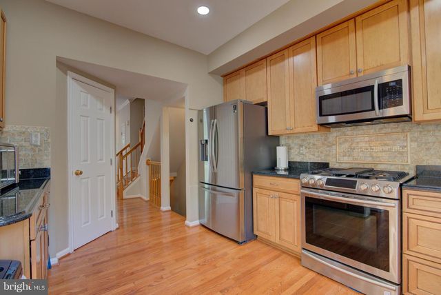 20352 BRIARCLIFF TER, Sterling, VA 20165