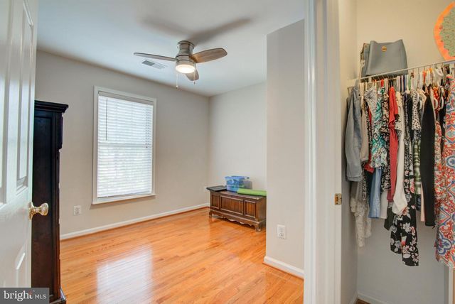 20352 BRIARCLIFF TER, Sterling, VA 20165