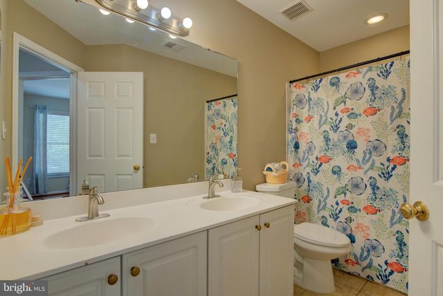 20352 BRIARCLIFF TER, Sterling, VA 20165